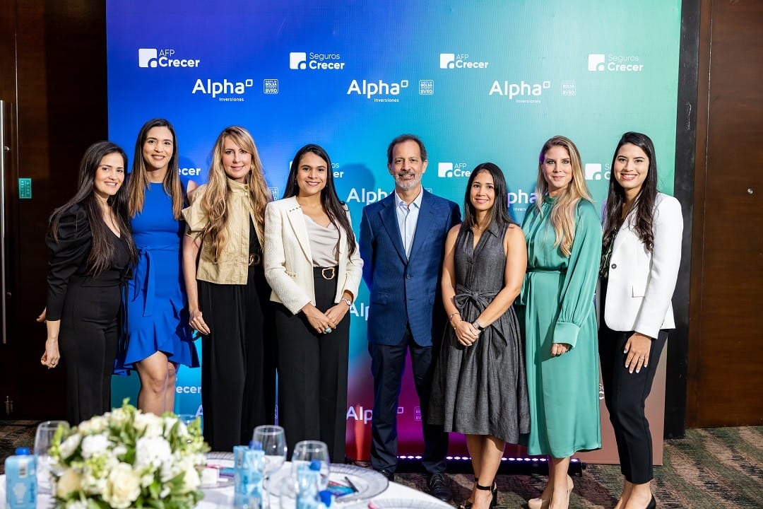 Mujeres que transforman un evento realizado para conversar sobre la resiliencia femenina