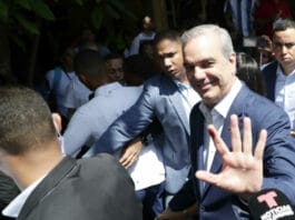 Luis Abinader, reelegido presidente de República Dominicana en primera vuelta