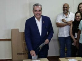 Luis Abinader, reelegido presidente de República Dominicana en primera vuelta