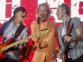 Deep Purple convence en un Madrid entregado al hard rock
