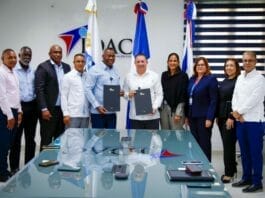 IDAC y Junta Municipal acuerdan acompañar iniciativa presidencial para mejorar comunidad de la Caleta