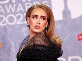 Adele defiende el orgullo LGTBI en concierto en Las Vegas