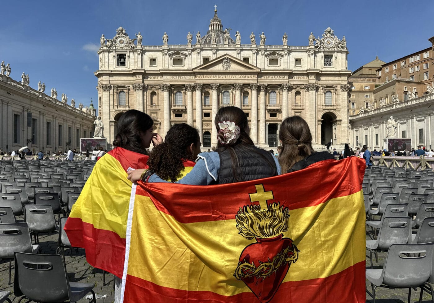 🕊️ Último adiós al papa Francisco en la Basílica de San Pedro: miles de fieles rinden homenaje